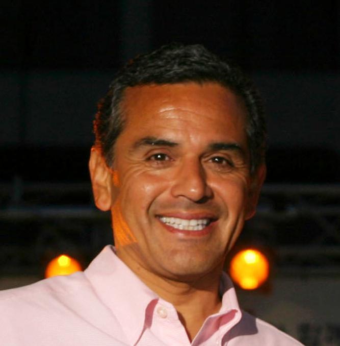 Antonio_Villaraigosa_portrait.jpg